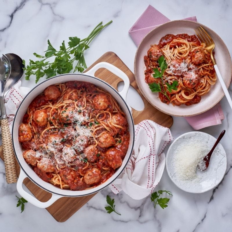 Meatballs in red wine sauce